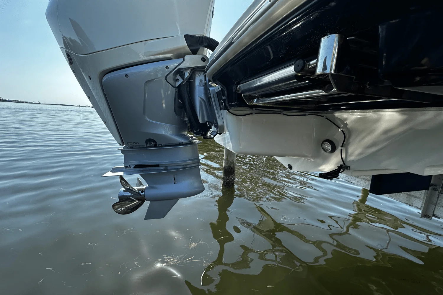 2023 Sea Ray 250 SDX-OB Image Thumbnail #6