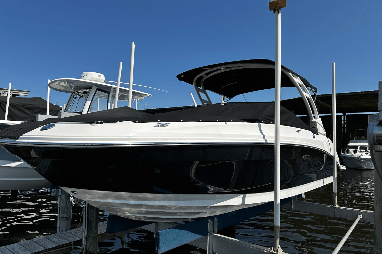2023 Sea Ray 250 SDX-OB Image Thumbnail #0