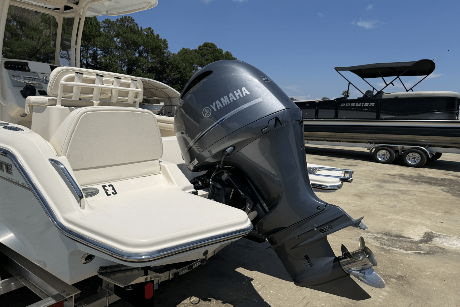 2022 Grady-White 216 FISHERMAN Image Thumbnail #5