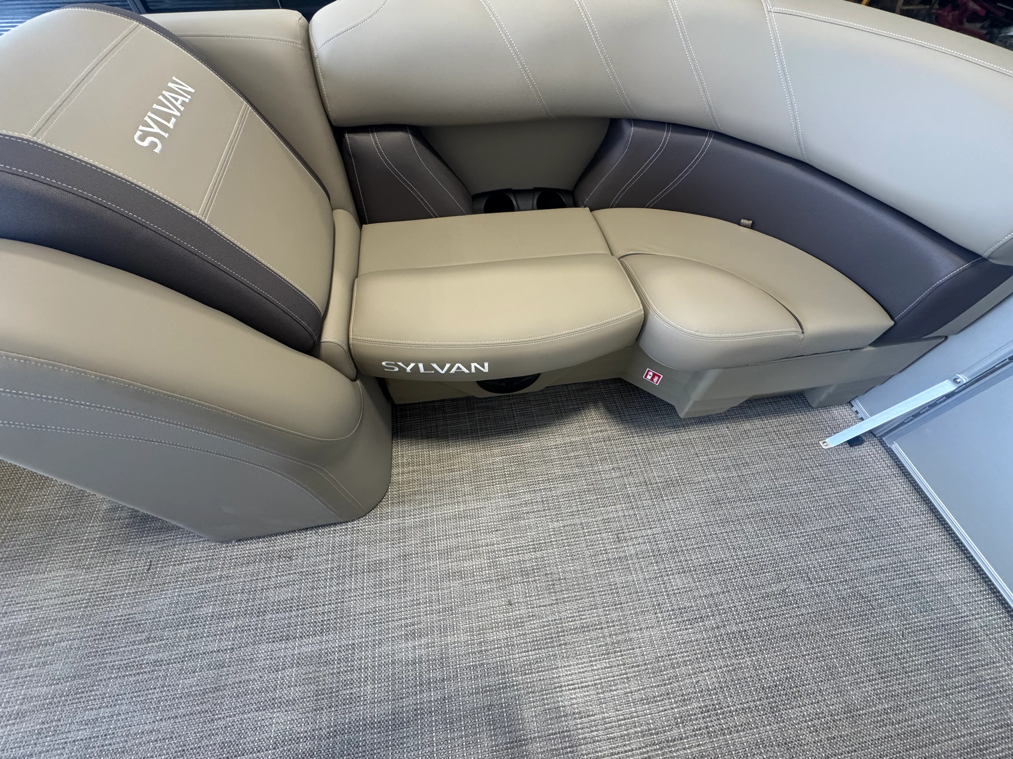 2026 Sylvan MIRAGE 8522 Image Thumbnail #14