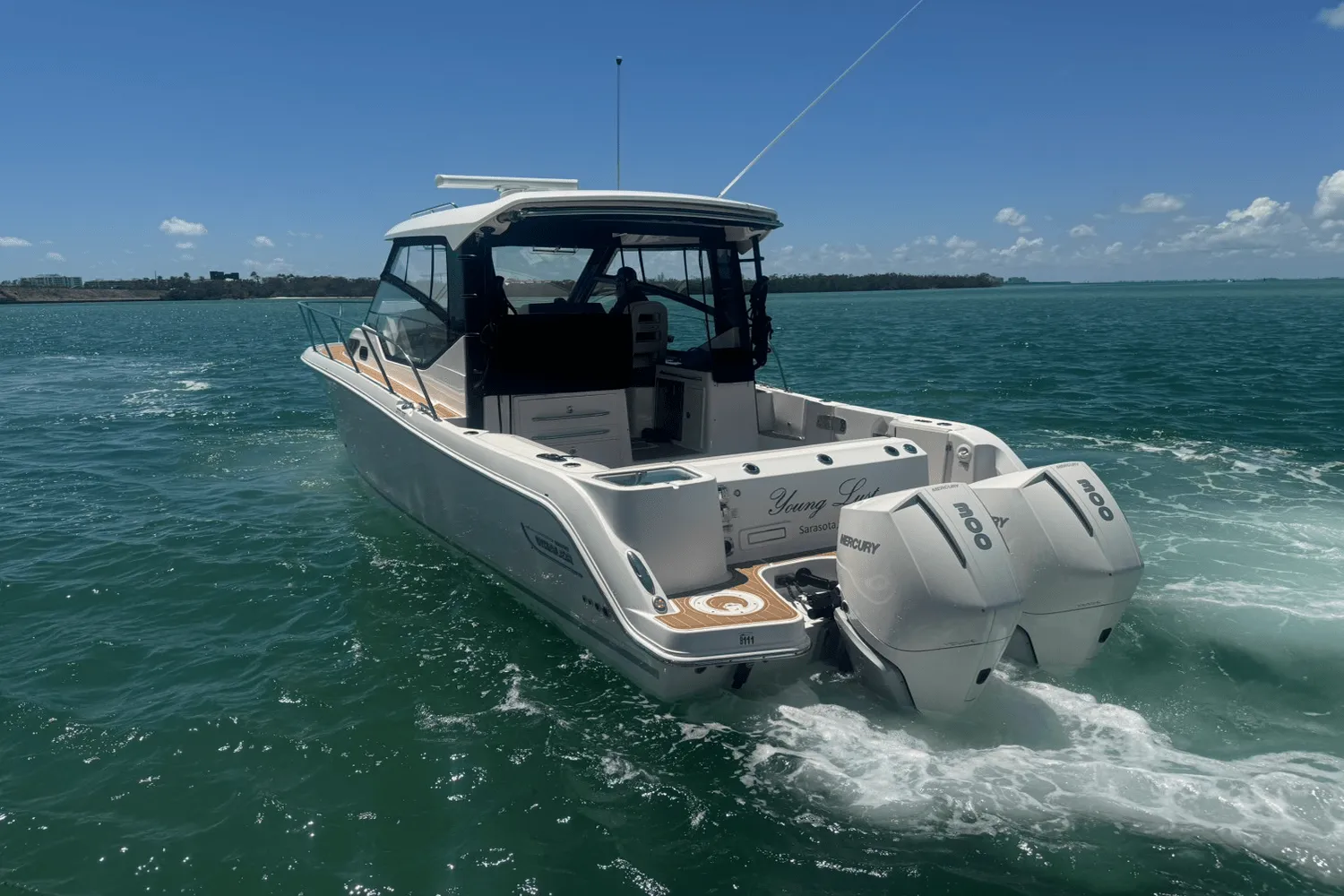 2022 Boston Whaler 325 Conquest Image Thumbnail #1