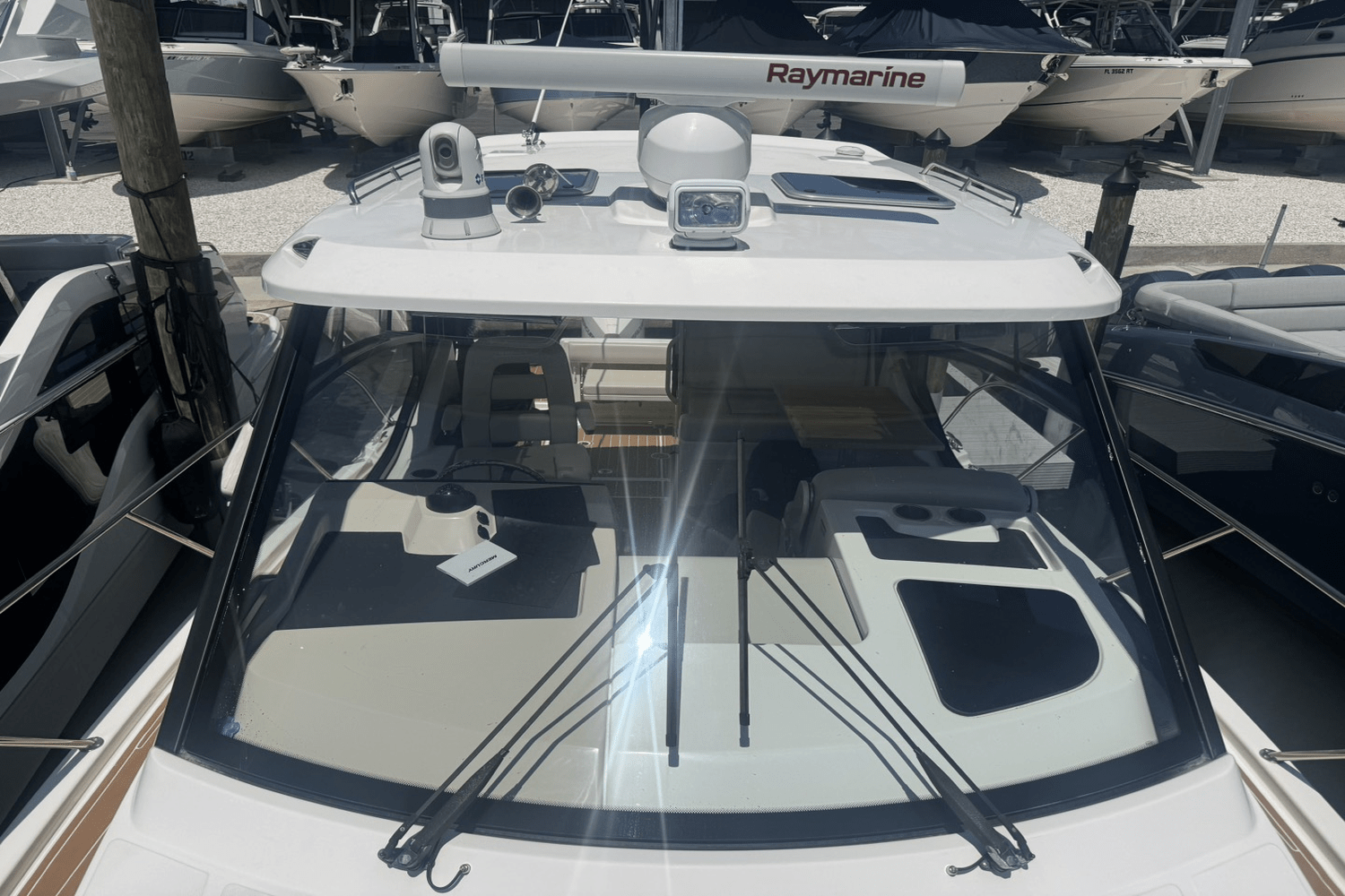 2022 Boston Whaler 325 Conquest Image Thumbnail #3