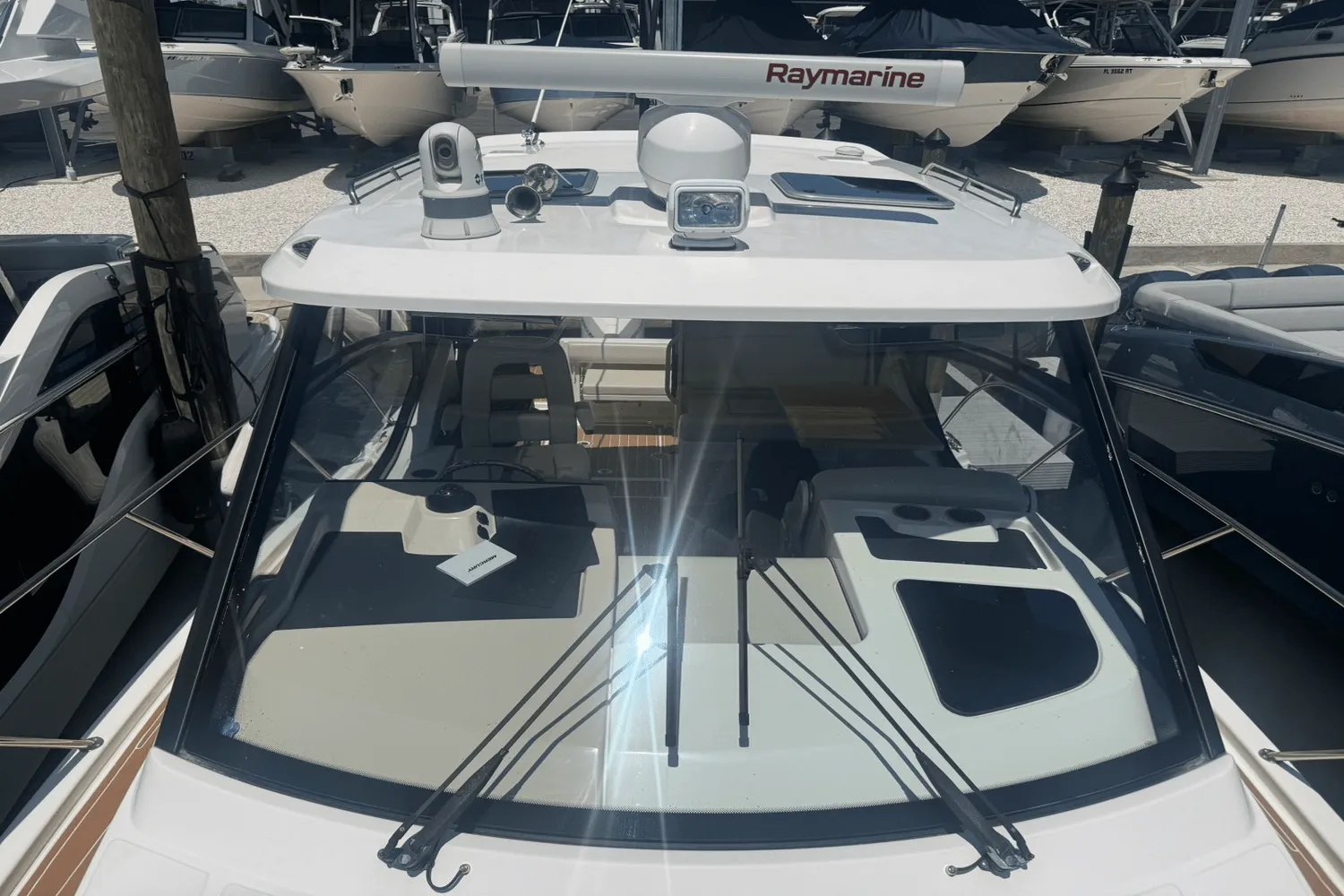 2022 Boston Whaler 325 Conquest Image Thumbnail #3
