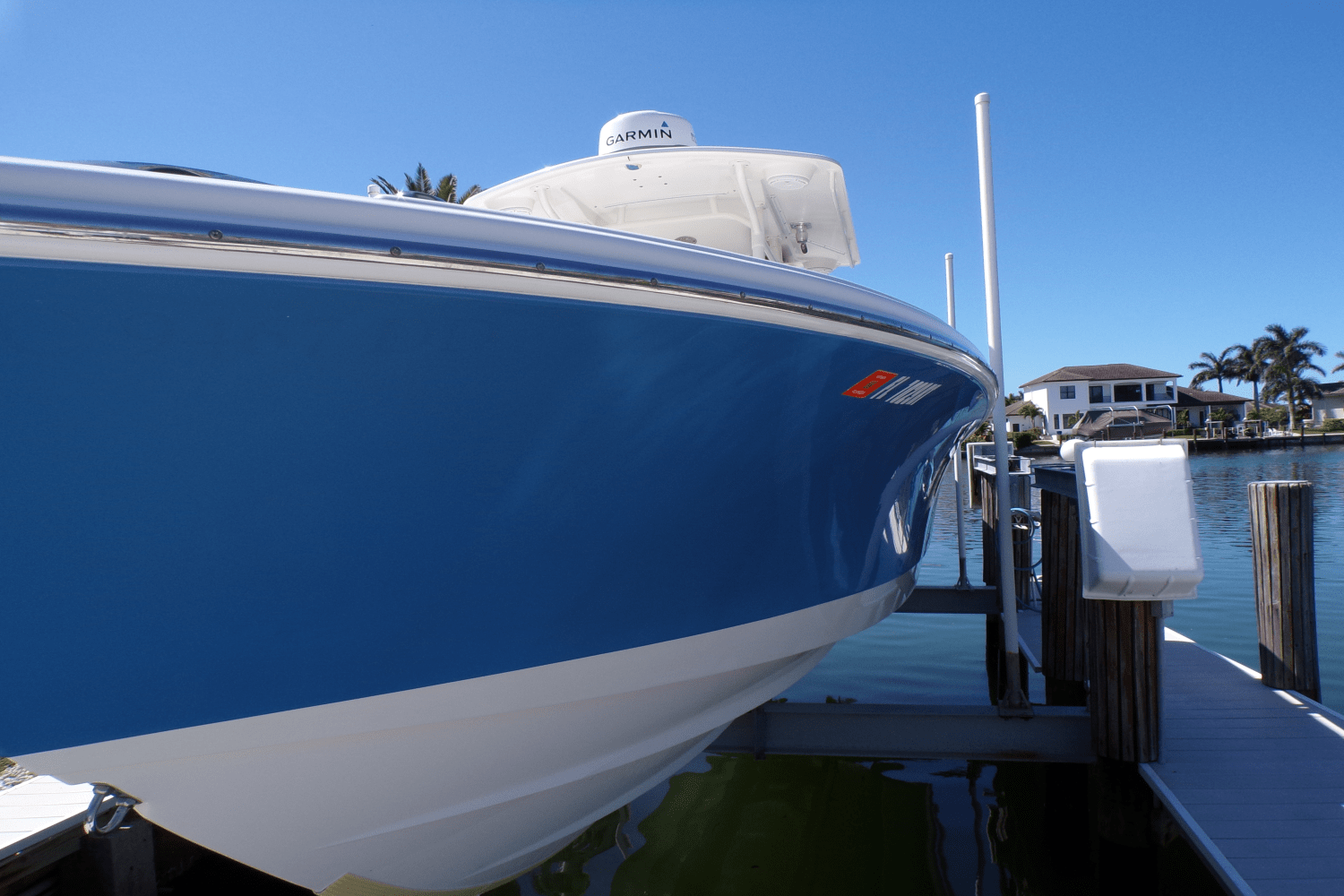 2014 EdgeWater 318CC Image Thumbnail #2