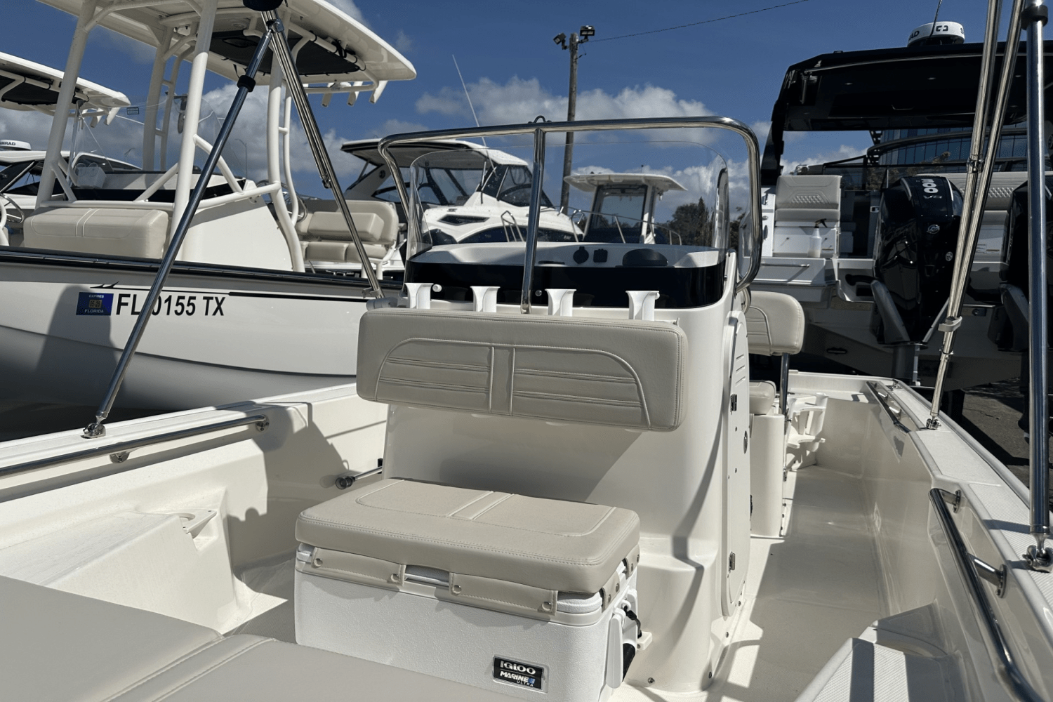 2024 Boston Whaler 15 MONTAUK Image Thumbnail #5