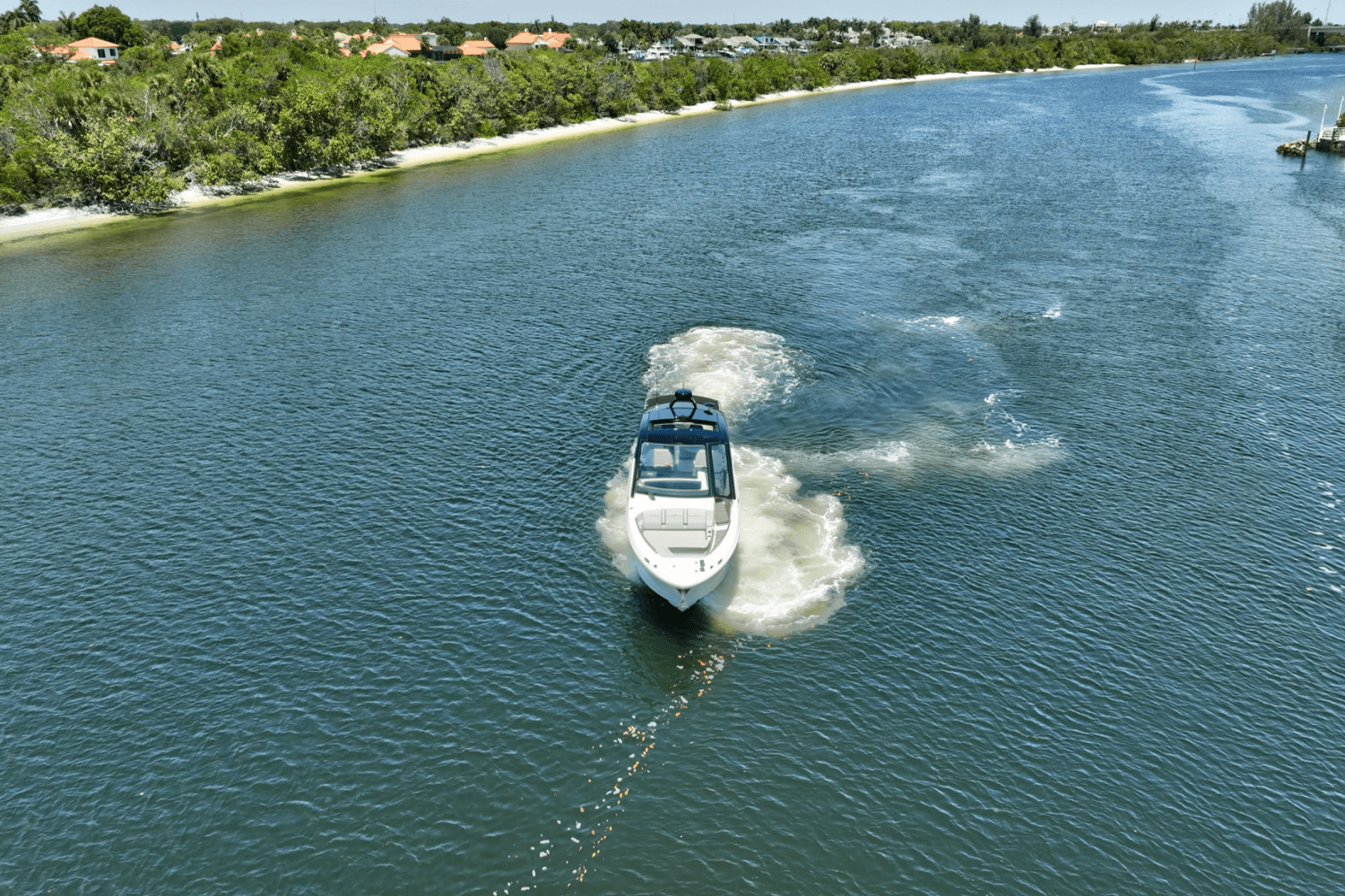 2024 Sea Ray 370 SUNDANCER OUTBOARD Image Thumbnail #39