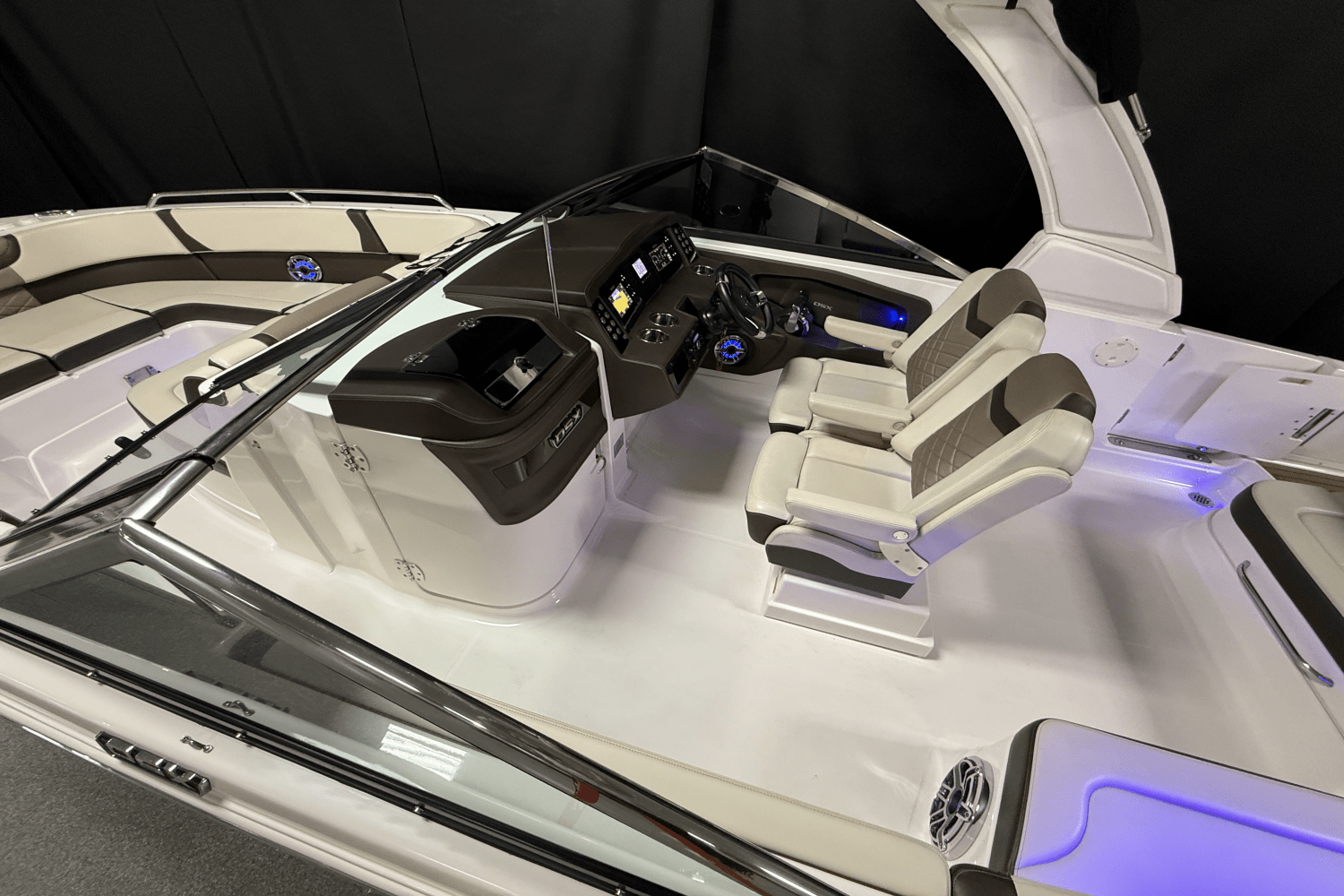 2021 Chaparral 280 OSX Image Thumbnail #8
