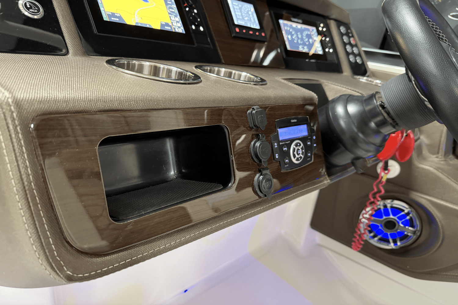 2021 Chaparral 280 OSX Image Thumbnail #48