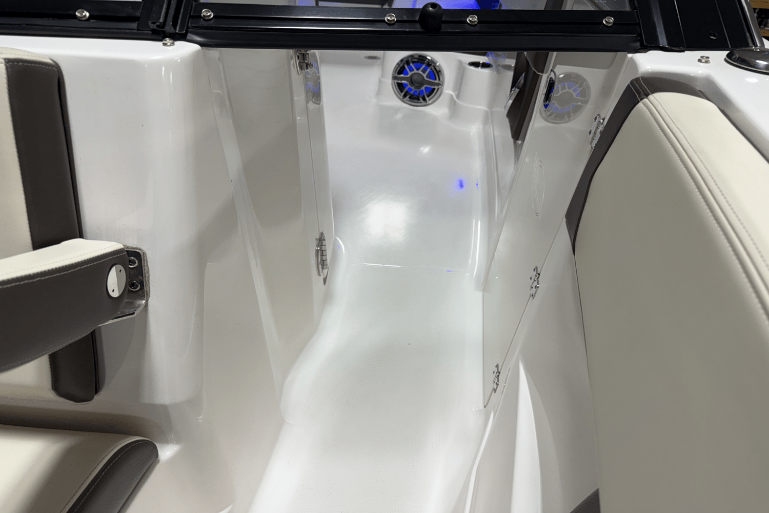 2021 Chaparral 280 OSX Image Thumbnail #34