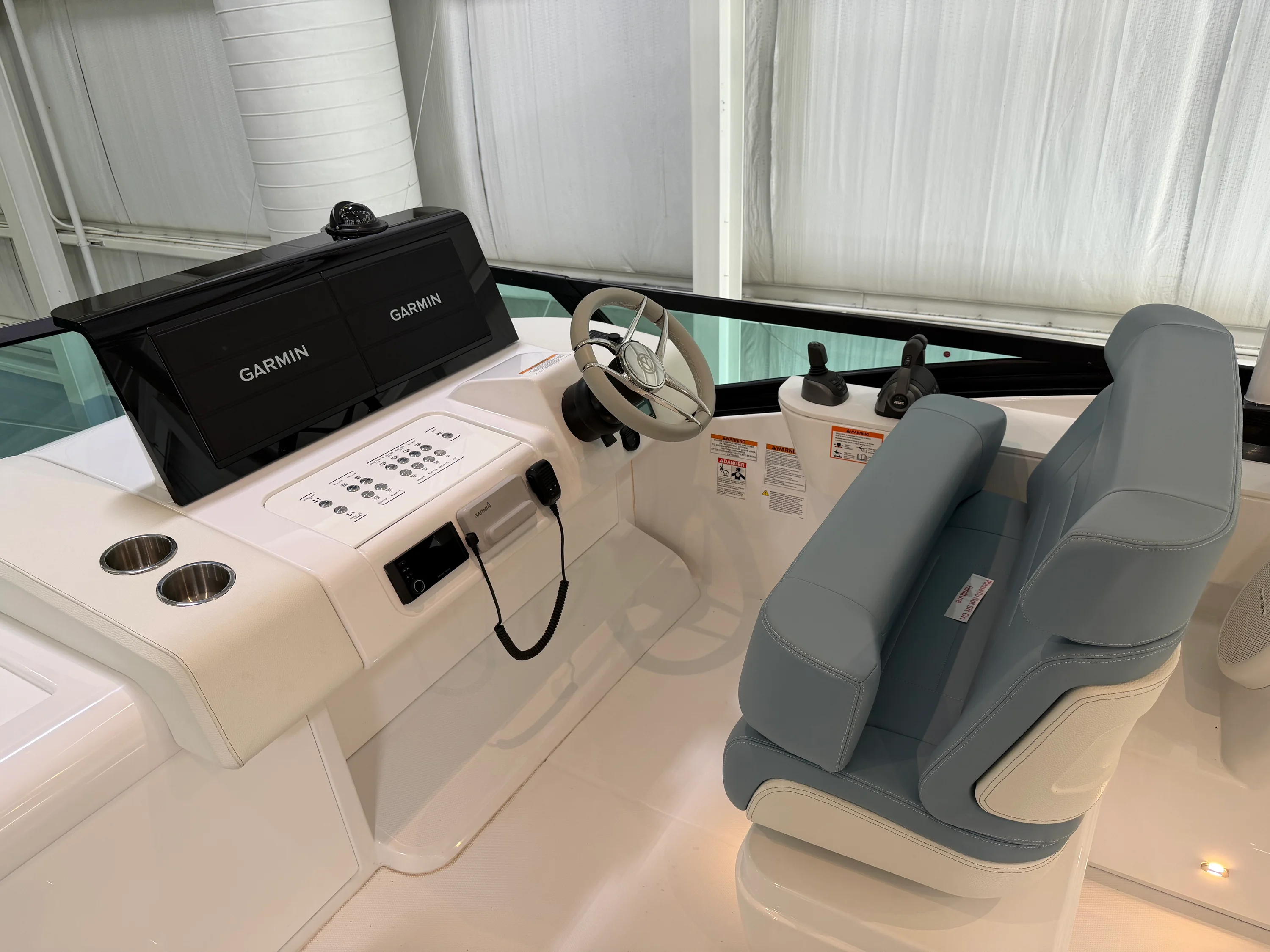 2026 Cruisers Yachts 57 FLY Image Thumbnail #86