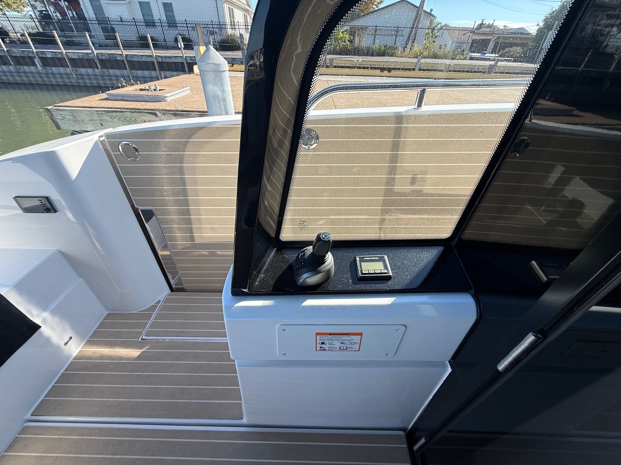 2026 Cruisers Yachts 57 Fly Image Thumbnail #18