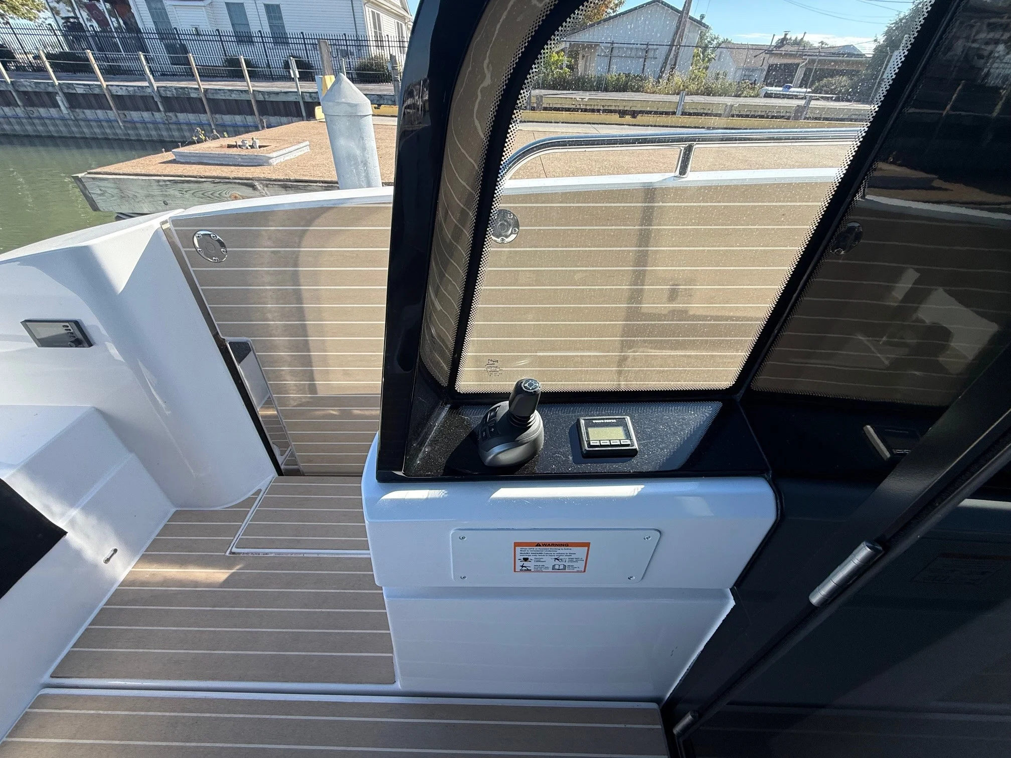 2026 Cruisers Yachts 57 FLY Image Thumbnail #18