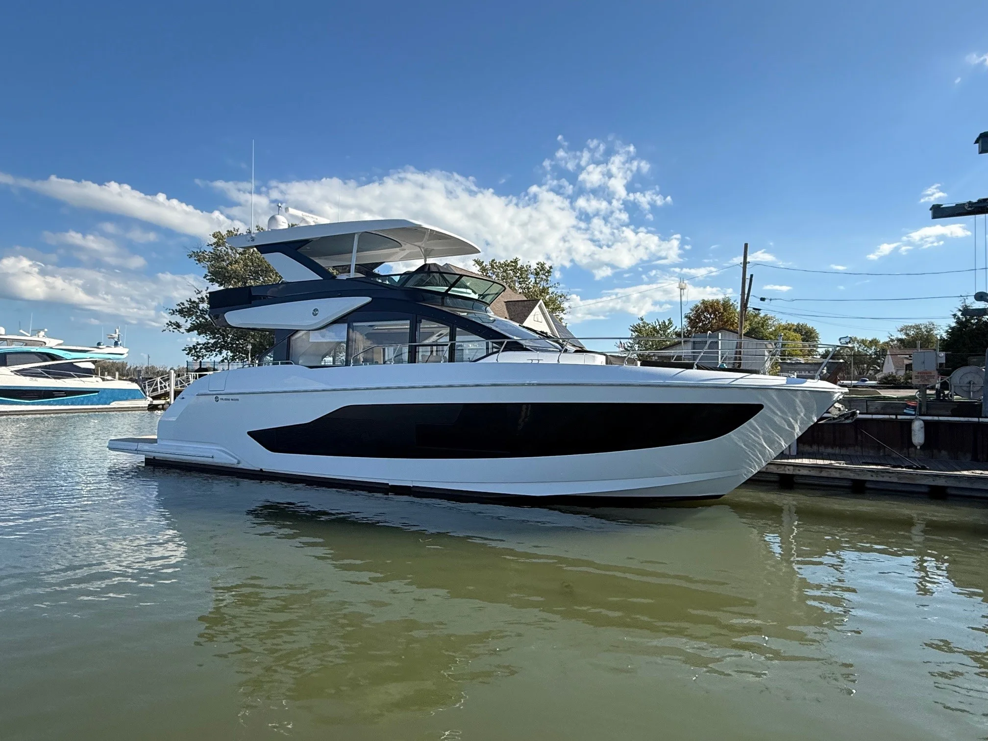 2026 Cruisers Yachts 57 Fly Image Thumbnail #1