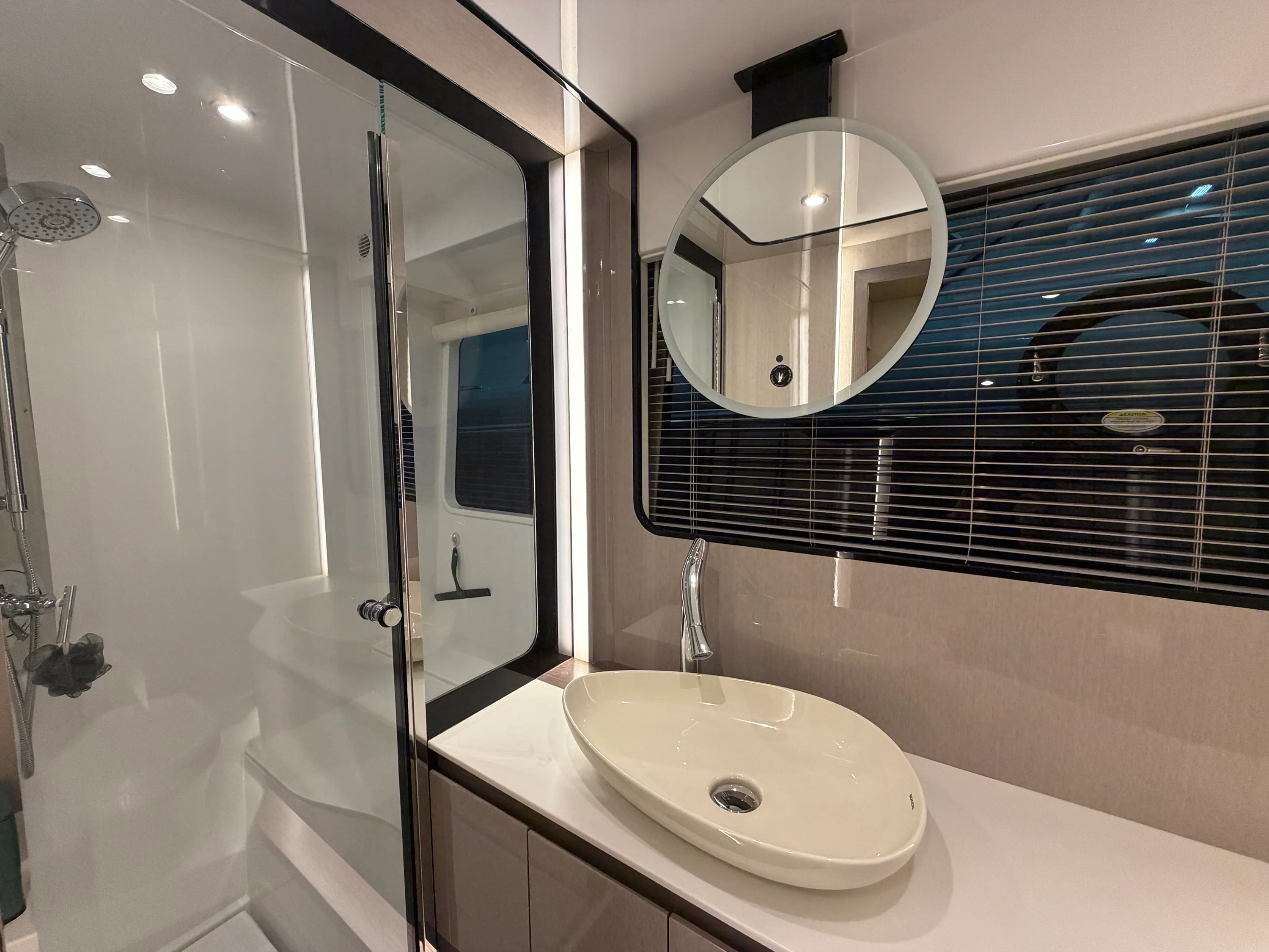 2026 Cruisers Yachts 57 FLY Image Thumbnail #76