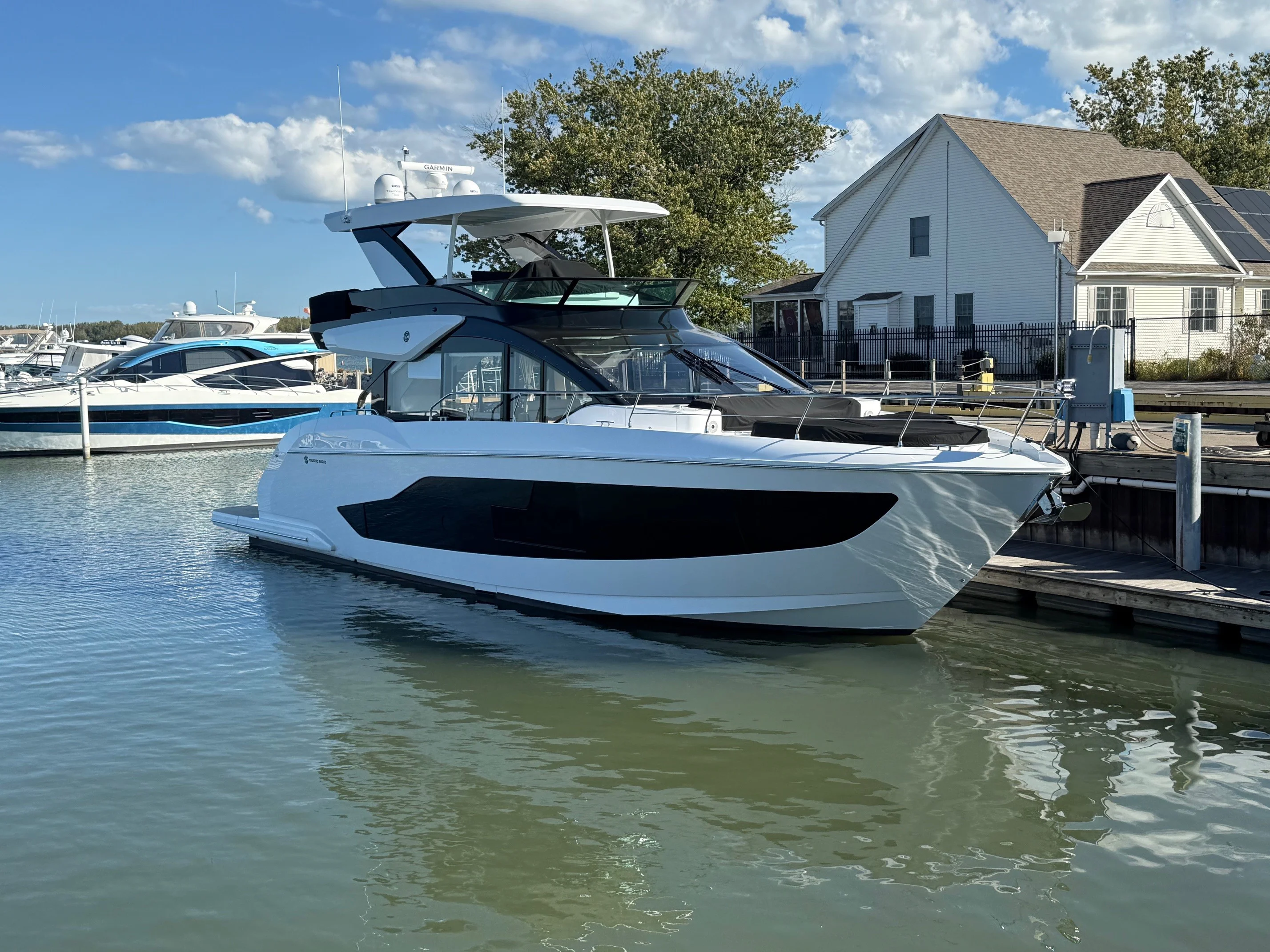 2026 Cruisers Yachts 57 Fly Image Thumbnail #2