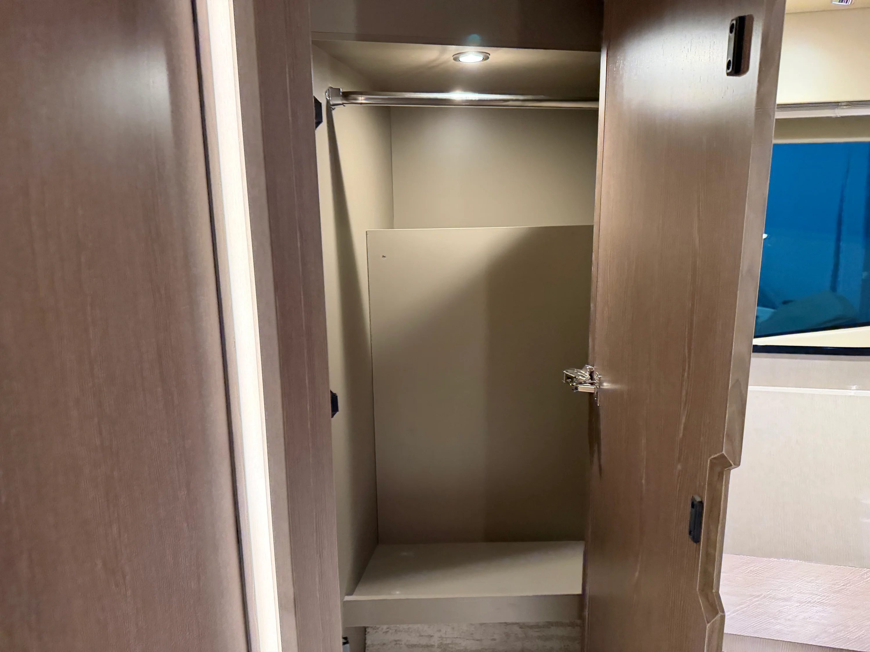 2026 Cruisers Yachts 57 FLY Image Thumbnail #56