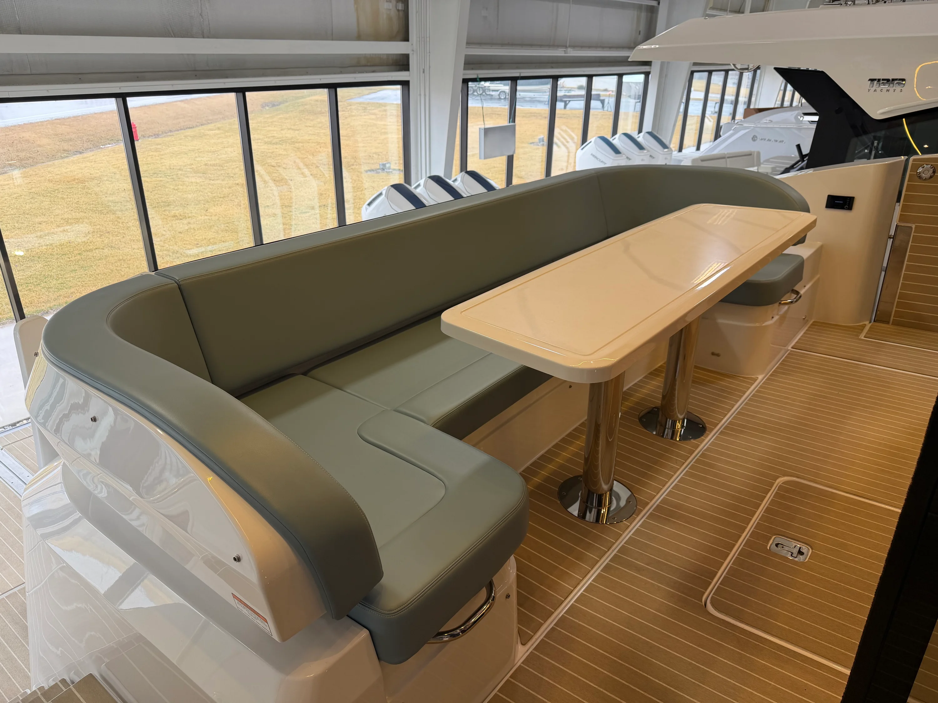 2026 Cruisers Yachts 57 FLY Image Thumbnail #29