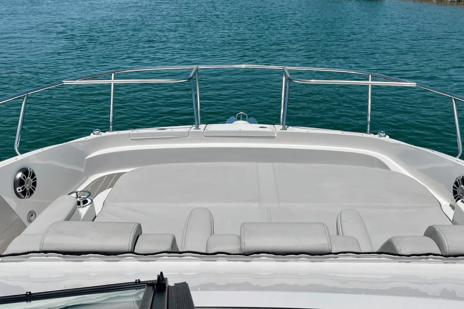 2024 Sea Ray 320 SUNDANCER Image Thumbnail #25