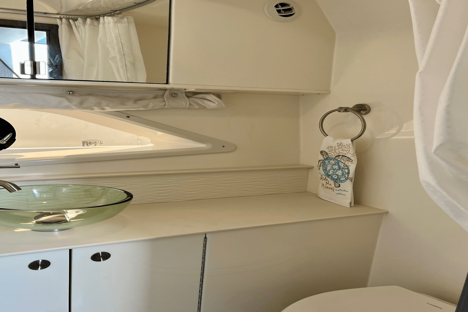 2024 Sea Ray 320 SUNDANCER Image Thumbnail #30