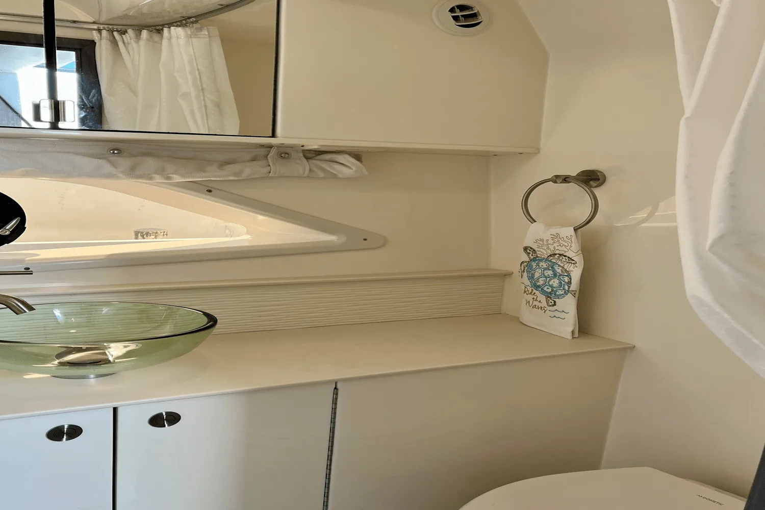 2024 Sea Ray 320 SUNDANCER Image Thumbnail #30