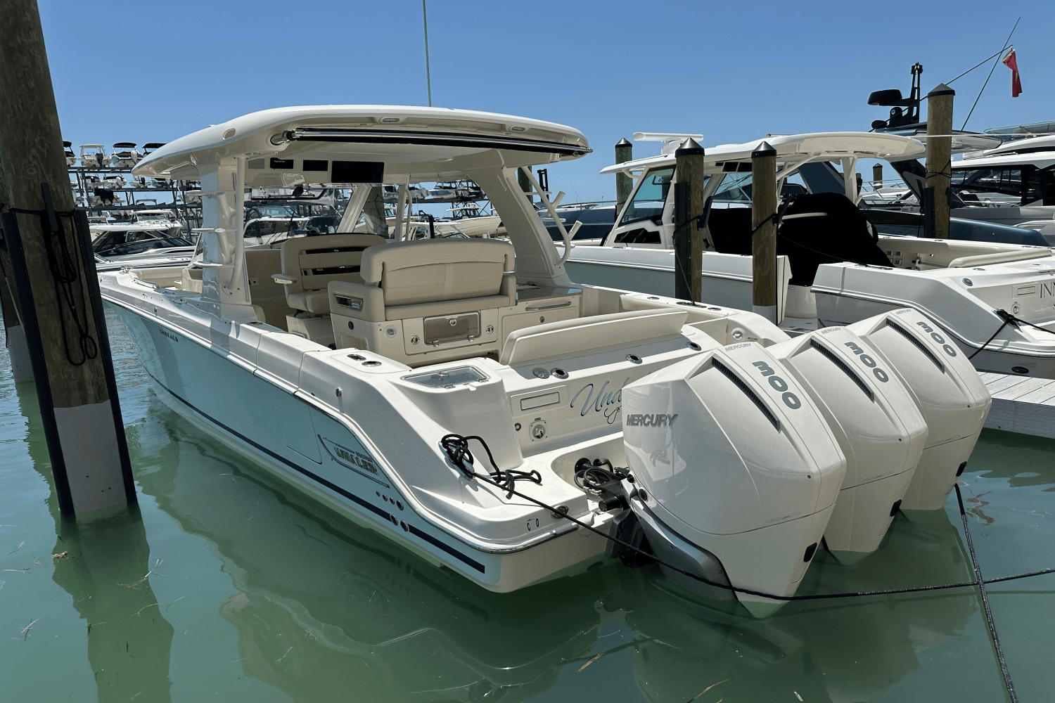 2023 Boston Whaler 350 REALM Image Thumbnail #8
