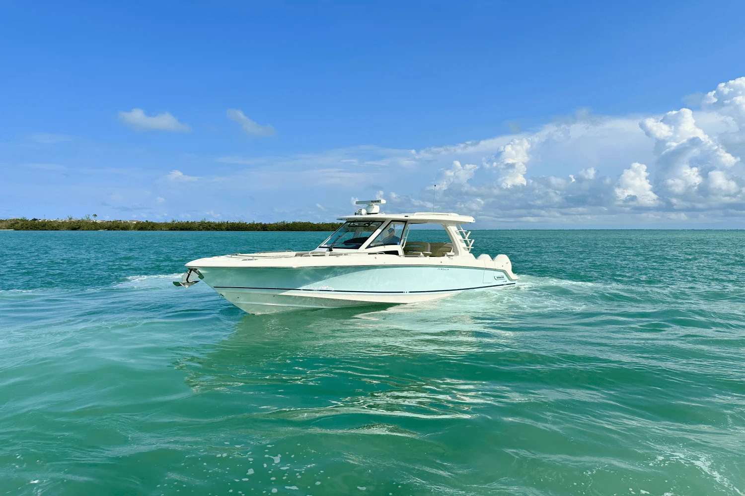 2023 Boston Whaler 350 REALM Image Thumbnail #2