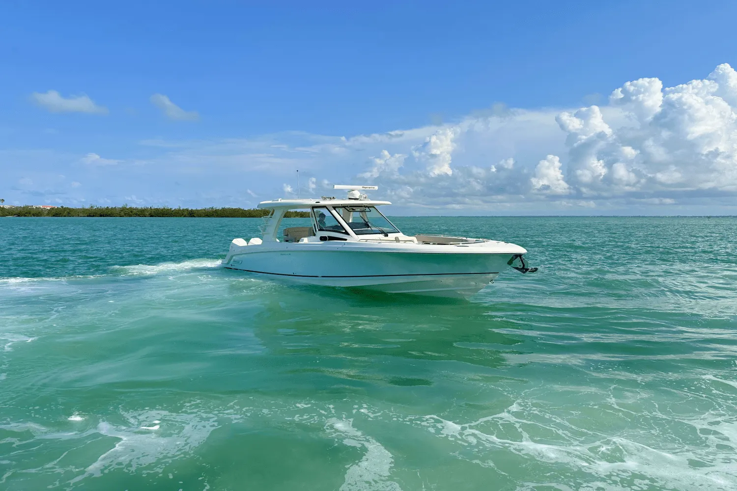 2023 Boston Whaler 350 REALM Image Thumbnail #0