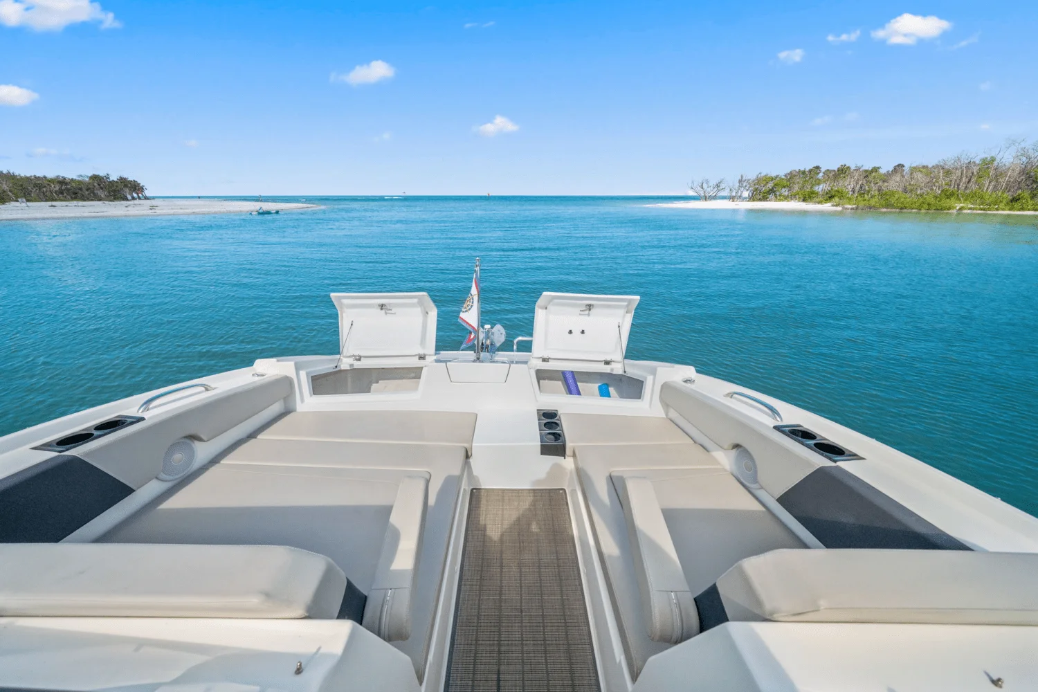 2022 Aquila 32 Image Thumbnail #21