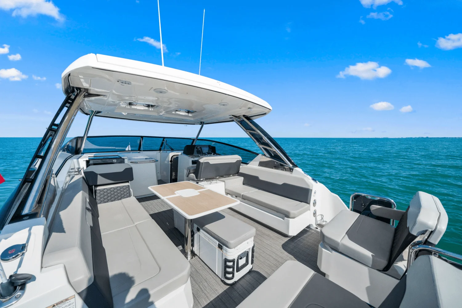 2022 Aquila 32 Image Thumbnail #34