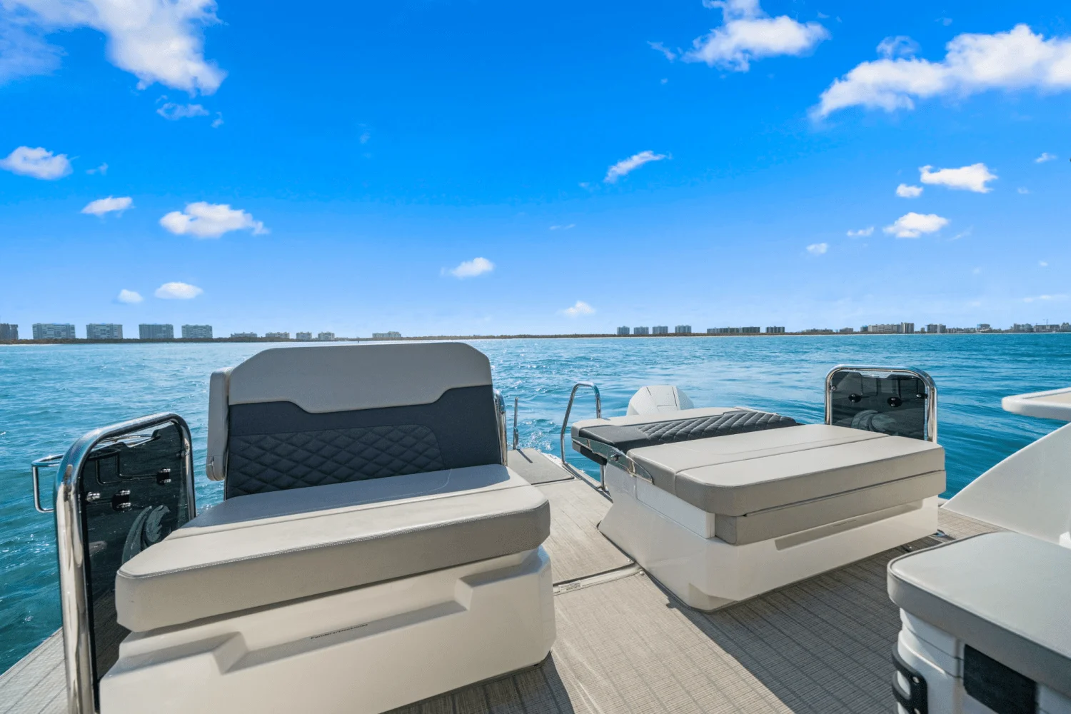 2022 Aquila 32 Image Thumbnail #31