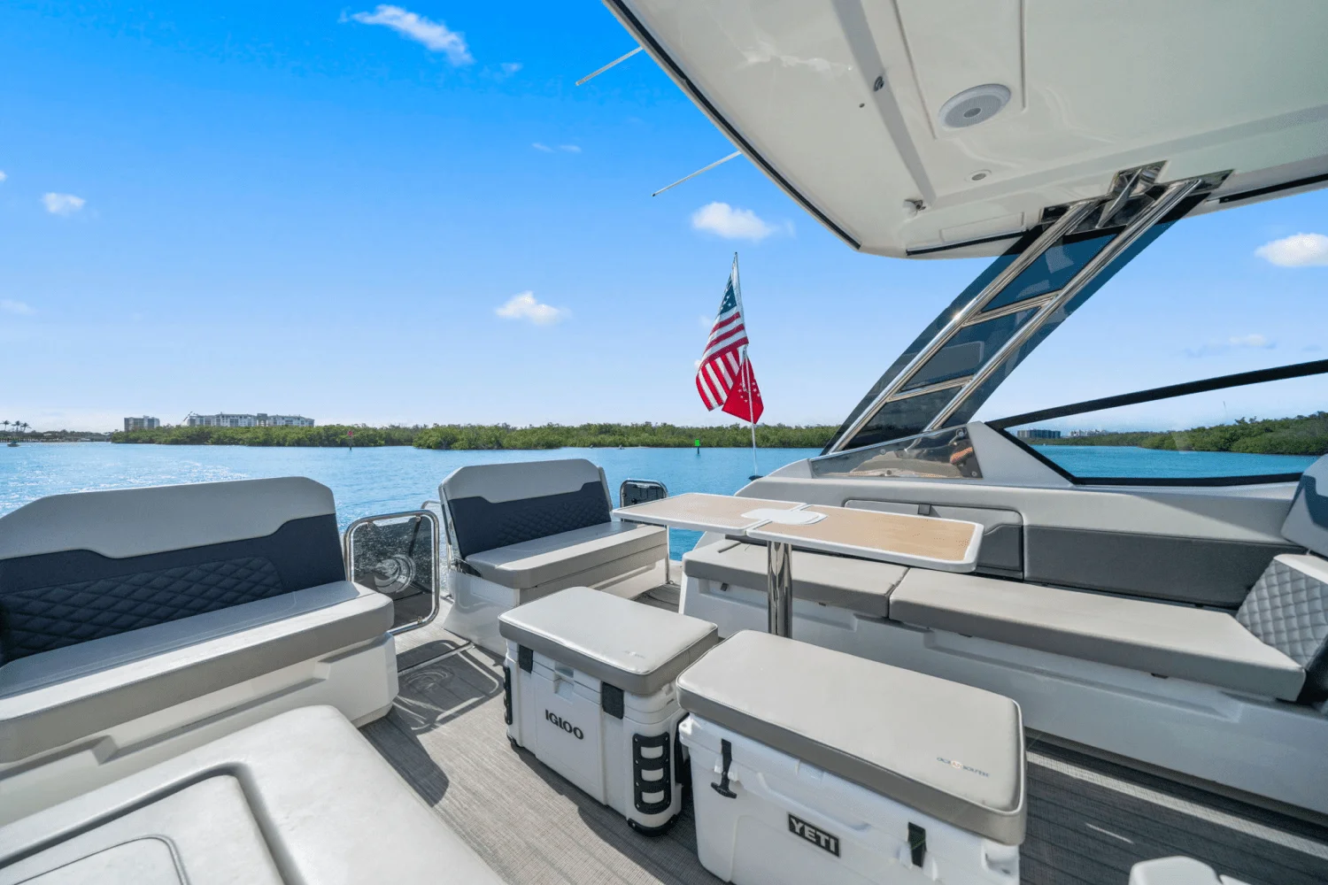 2022 Aquila 32 Image Thumbnail #17