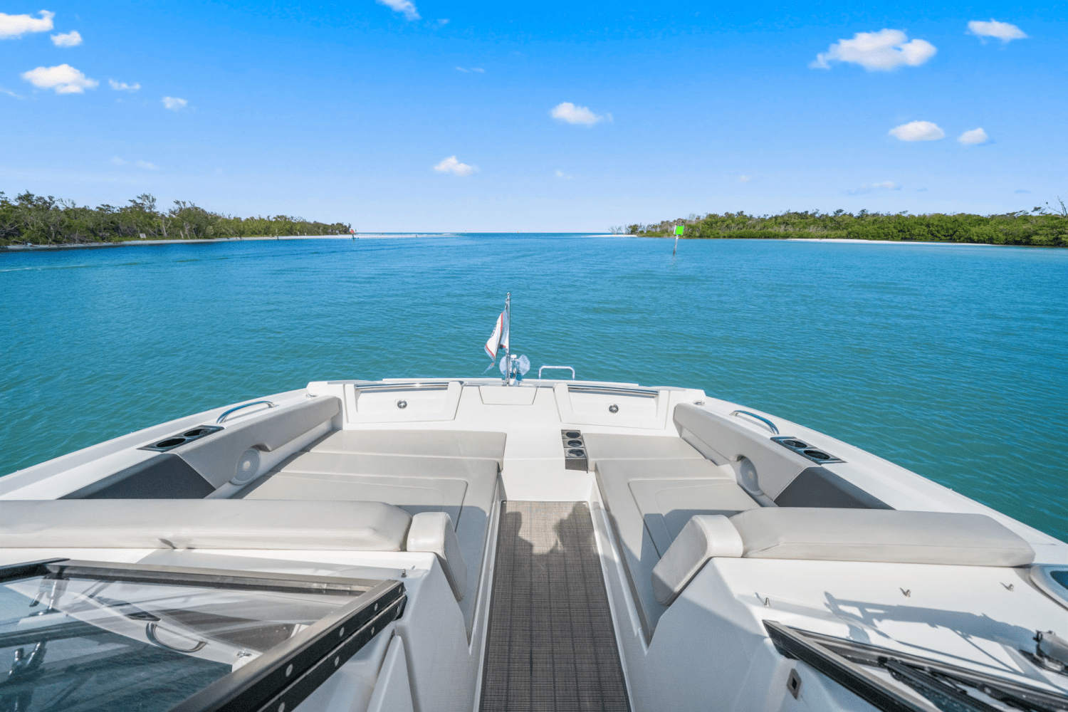 2022 Aquila 32 Image Thumbnail #18