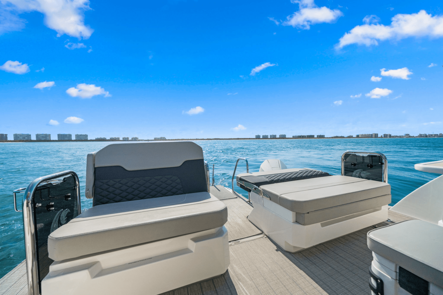 2022 Aquila 32 Image Thumbnail #31