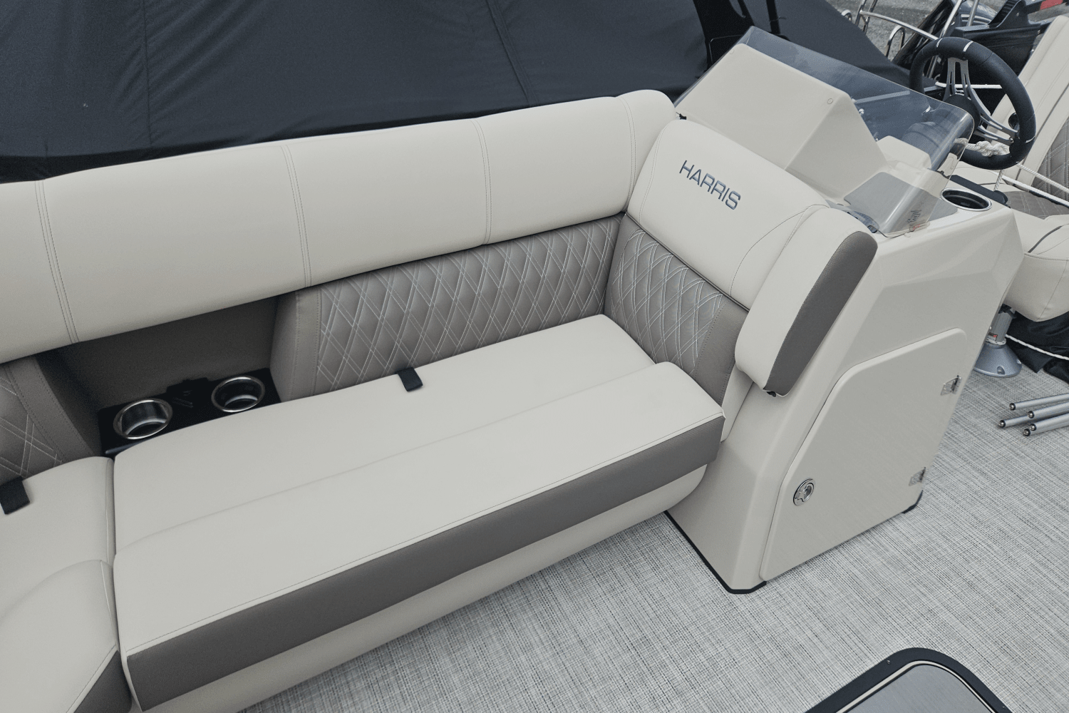 2022 Harris 230 SUNLINER Image Thumbnail #15
