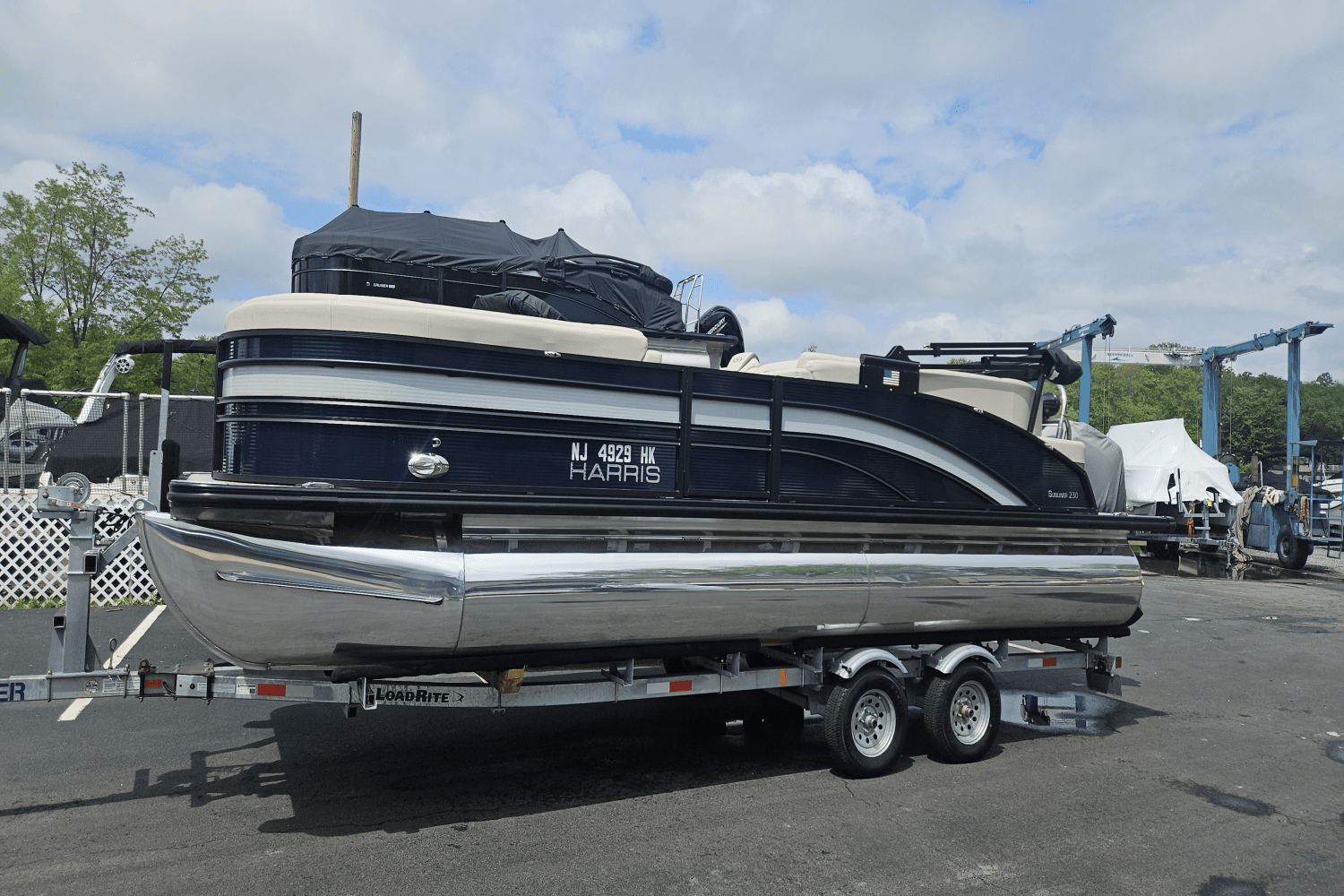 2022 Harris 230 SUNLINER Image Thumbnail #4