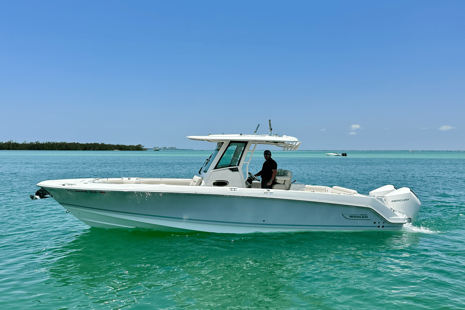 2020 Boston Whaler 280 OUTRAGE Image Thumbnail #2