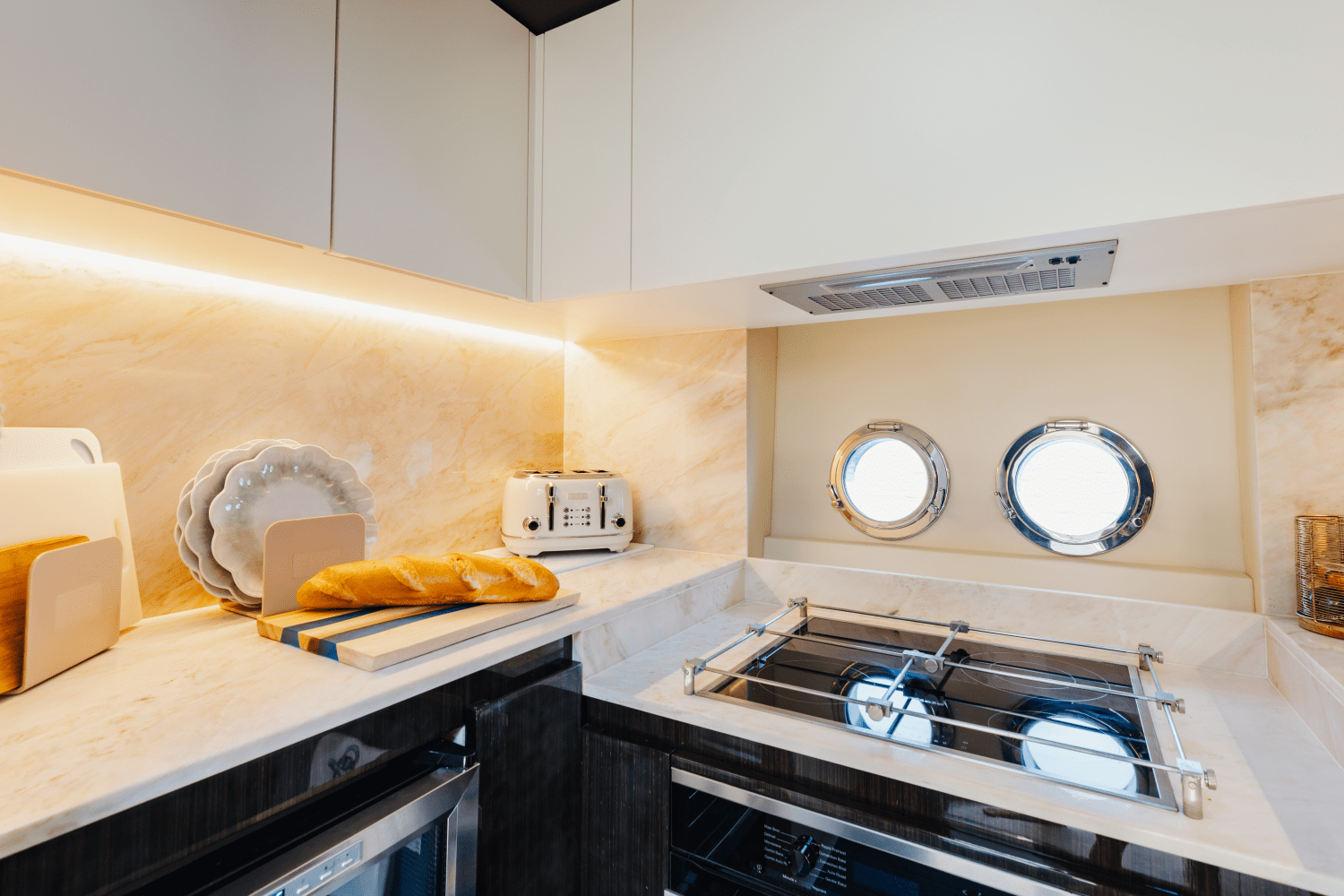 2019 Azimut 77S Image Thumbnail #46