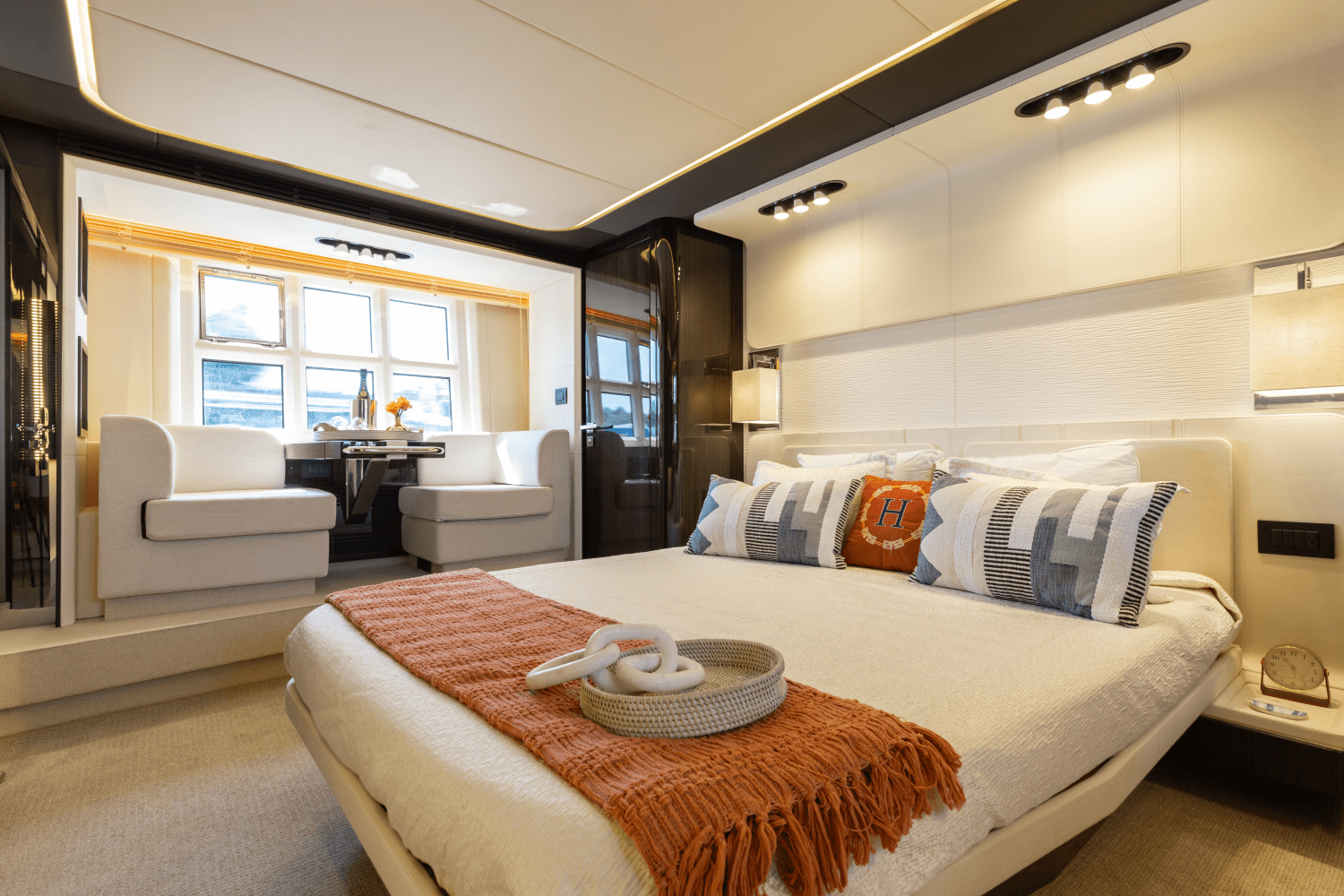2019 Azimut 77S Image Thumbnail #39