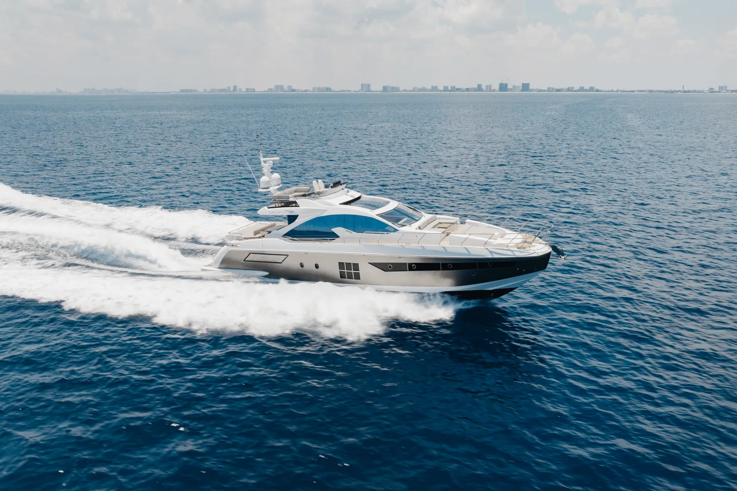 2019 Azimut 77S Image Thumbnail #14
