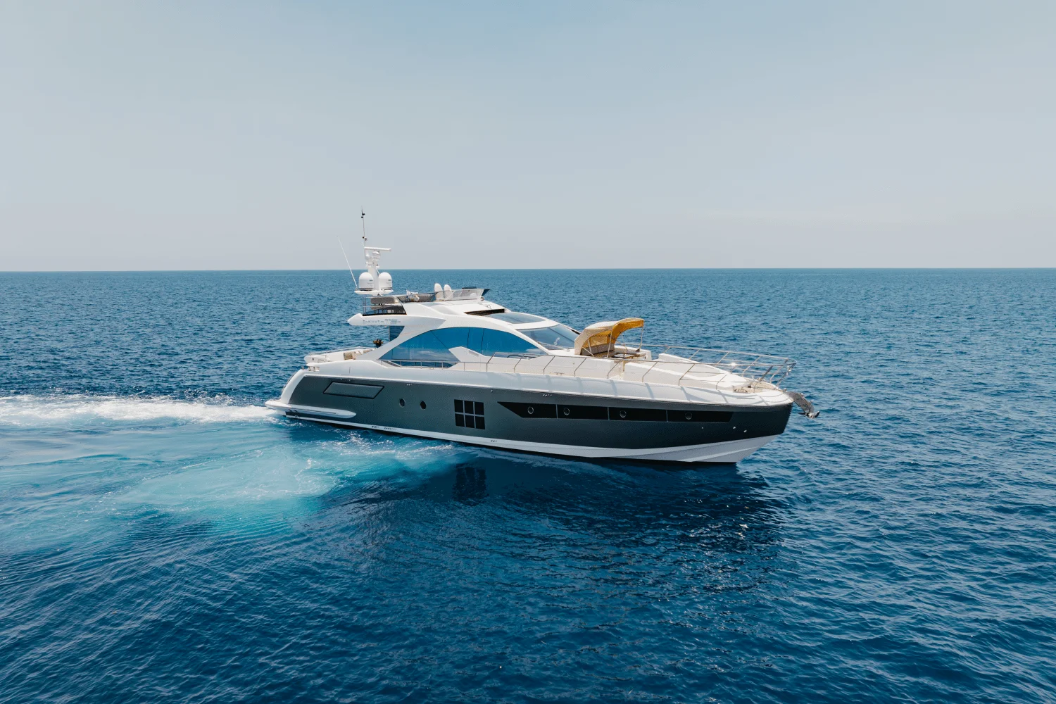 2019 Azimut 77S Image Thumbnail #3