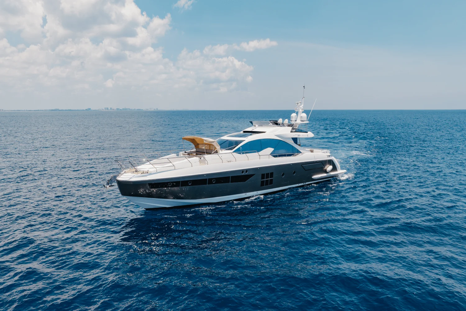2019 Azimut 77S Image Thumbnail #1