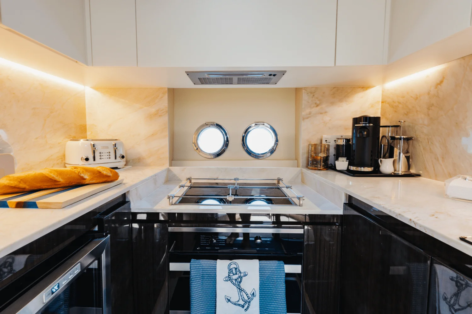 2019 Azimut
                                                             77S Image Thumbnail #47