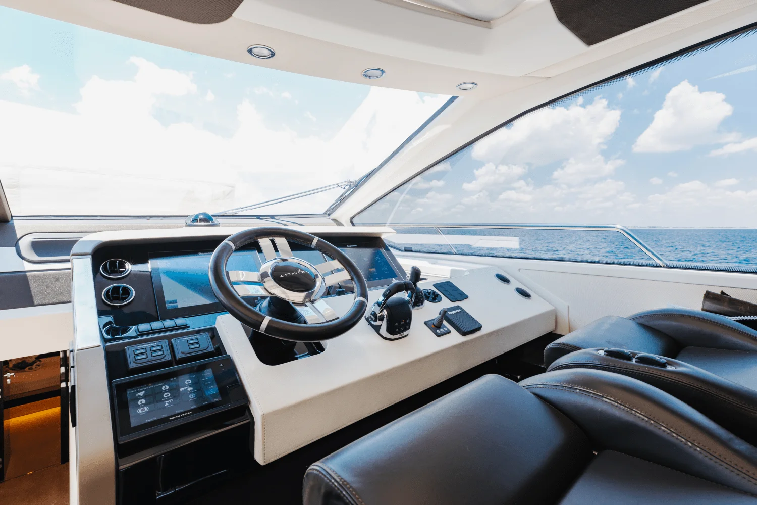 2019 Azimut
                                                             77S Image Thumbnail #58