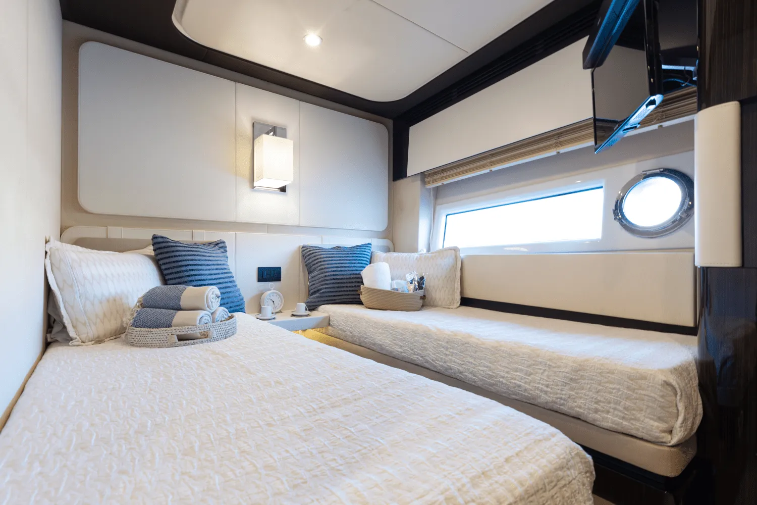 2019 Azimut 77S Image Thumbnail #27