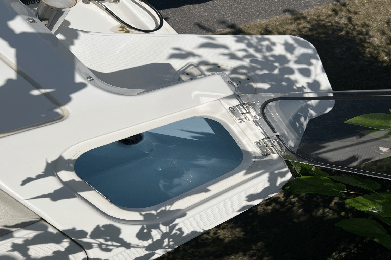 2023 Boston Whaler 240 VANTAGE Image Thumbnail #8