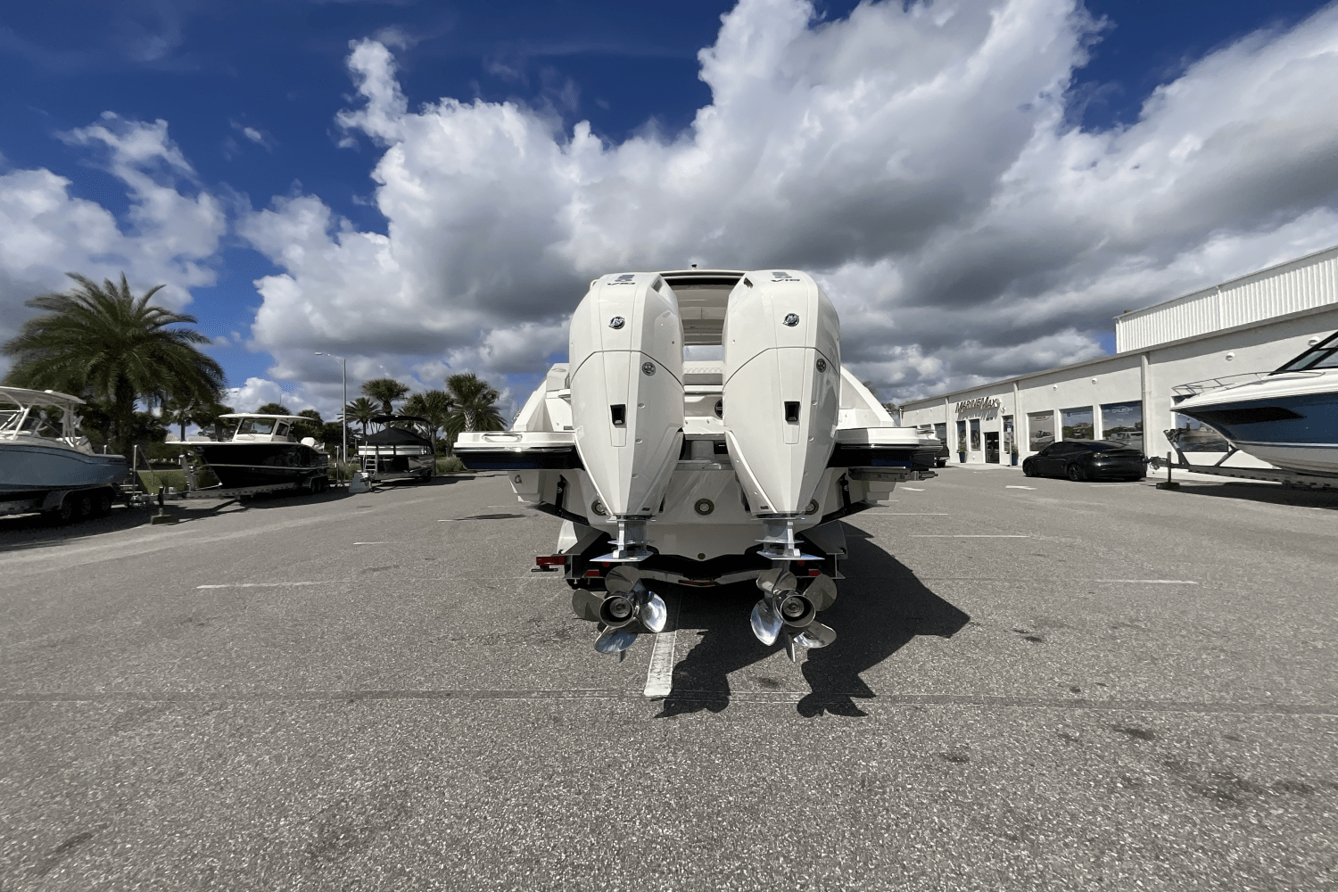 2026 Sea Ray SLX 310 Ouboard Image Thumbnail #7