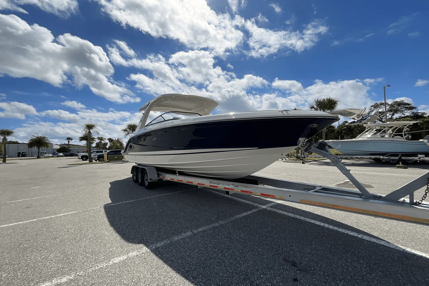 2026 Sea Ray SLX 310 Outboard Image Thumbnail #1