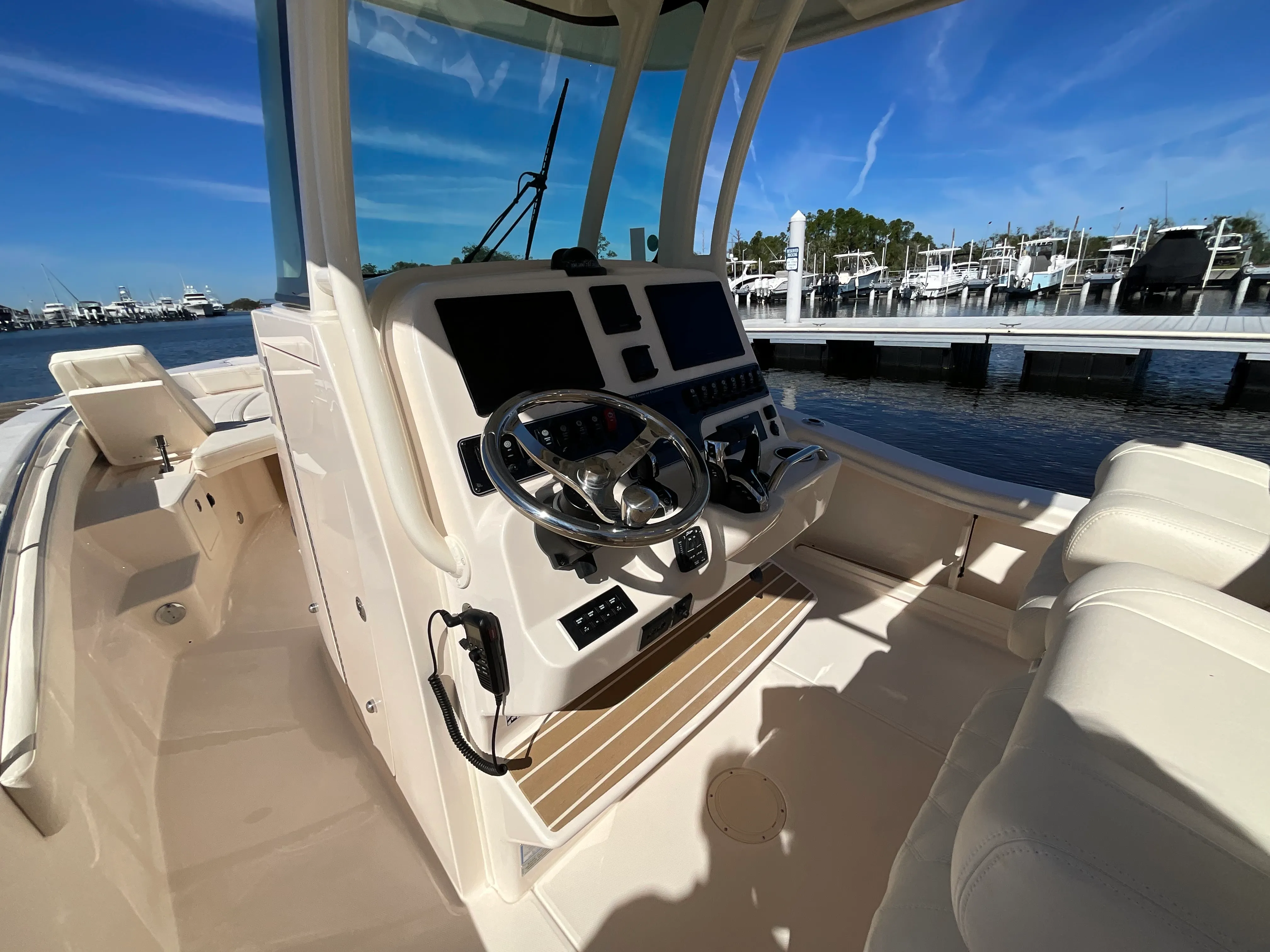 2026 Grady-White 281 CE Image Thumbnail #6