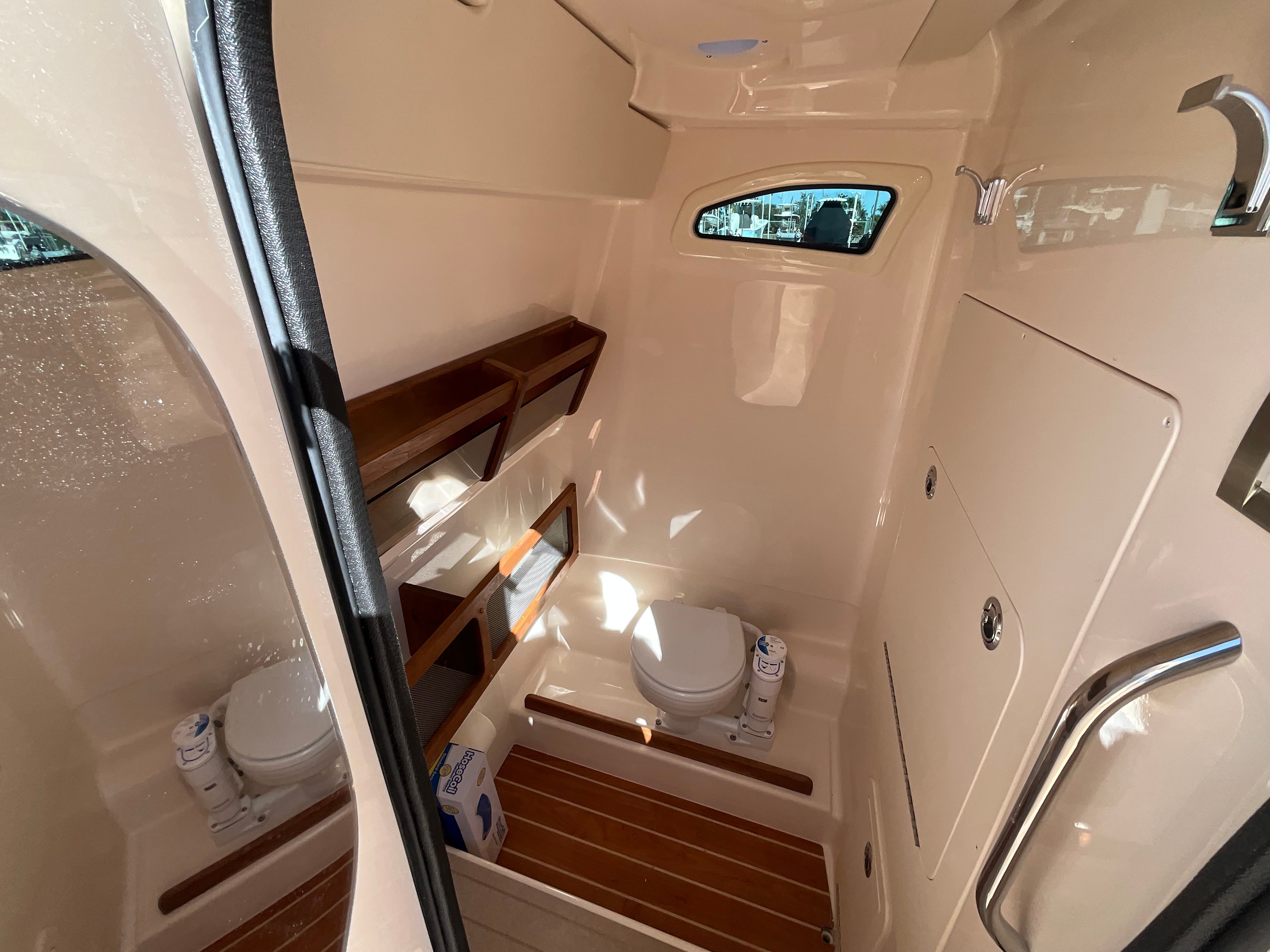 2026 Grady-White 281 CE Image Thumbnail #12