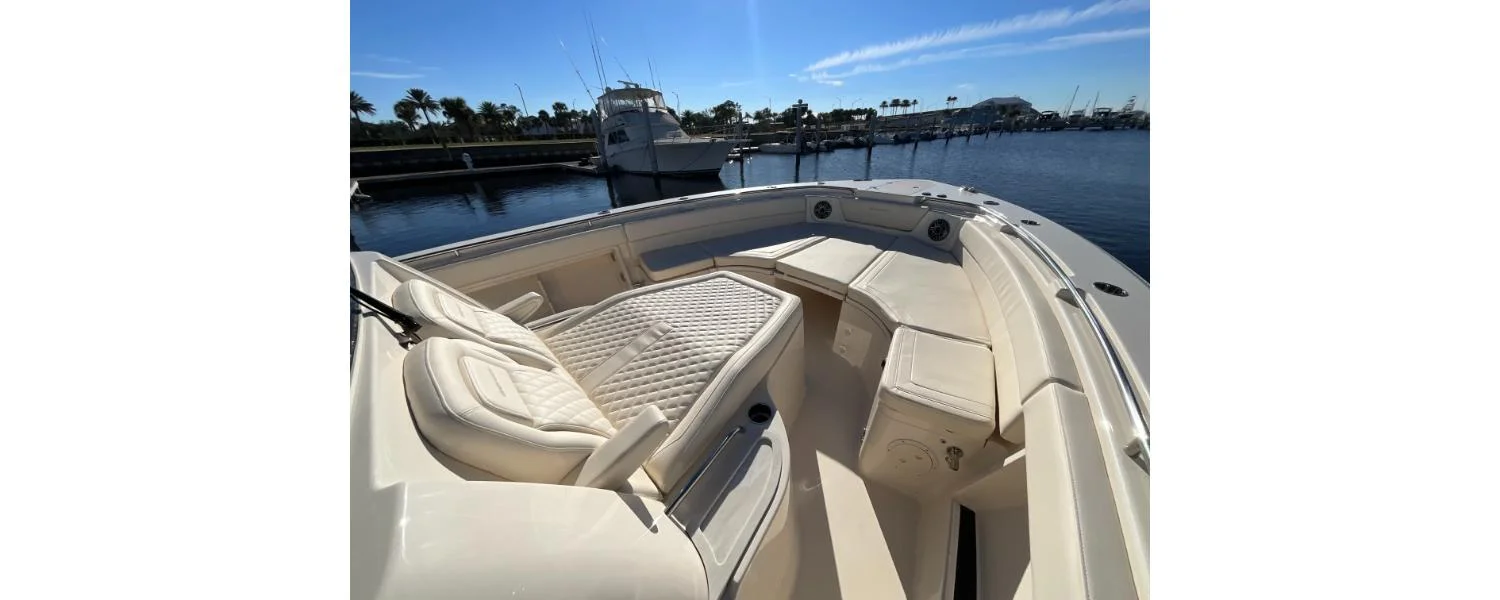 2026 Grady-White Canyon 386 Image Thumbnail #34